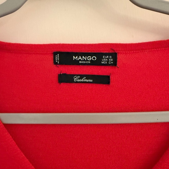 Mango Brand Fine Knit Cashmere V-neck Sweater Red Size XS - Picture 3 of 6